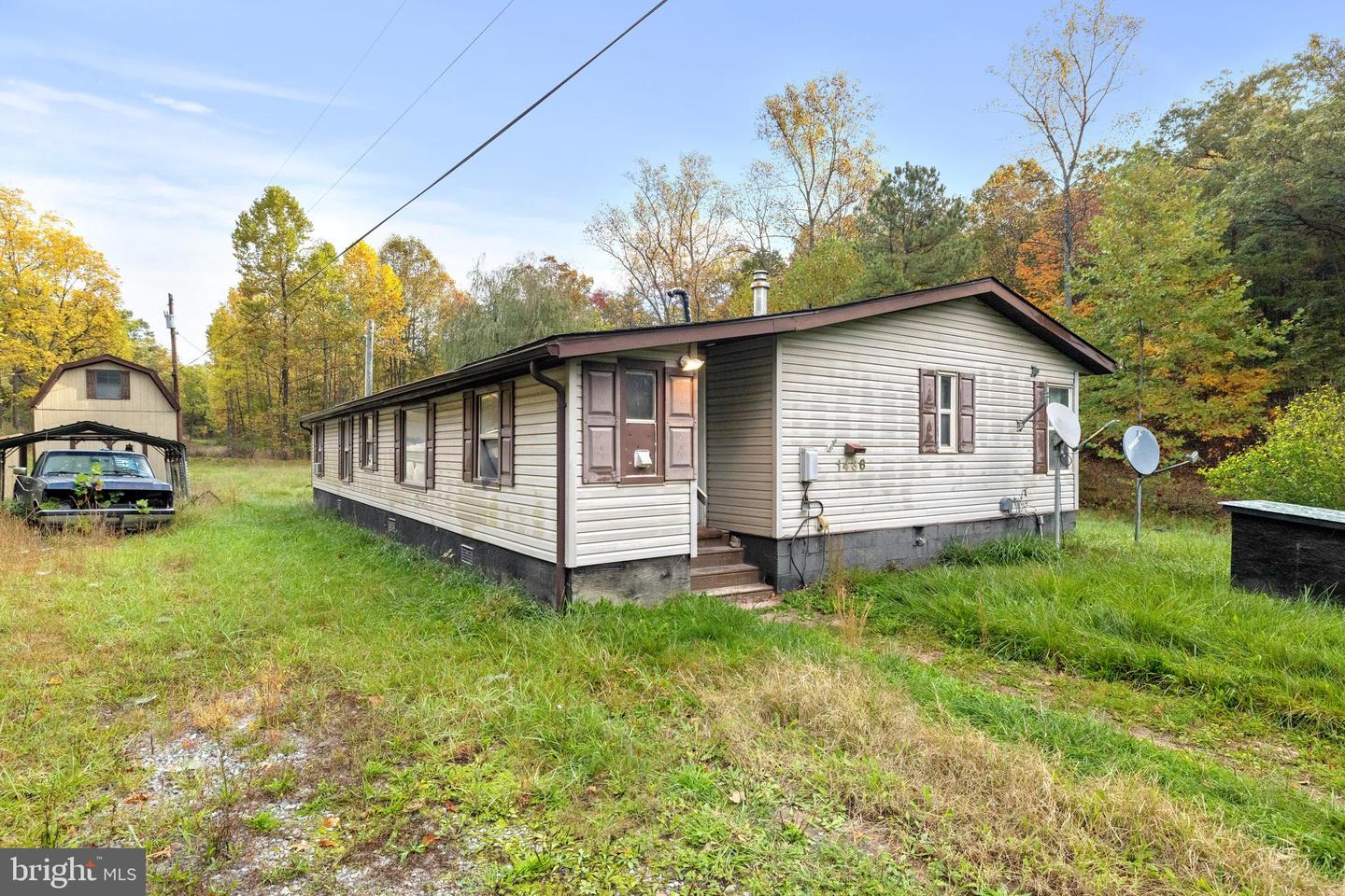 1436 Pack Horse Rd Property Photo