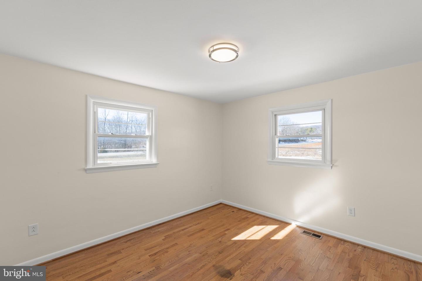 700 Bloomery Pike Property Photo 18
