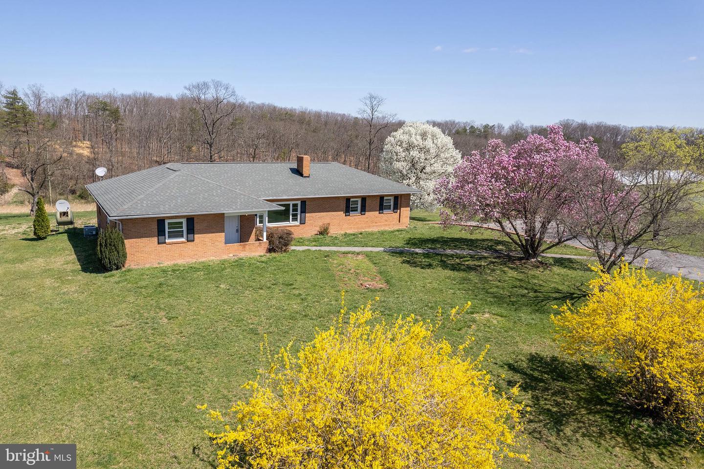 700 Bloomery Pike Property Photo 44