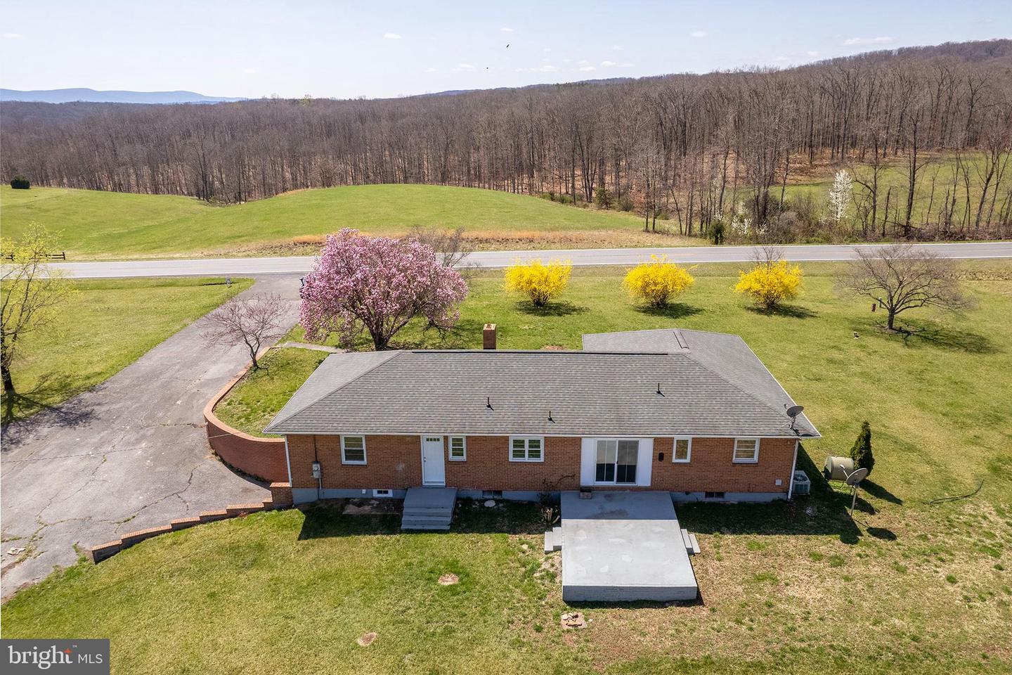700 Bloomery Pike Property Photo 57