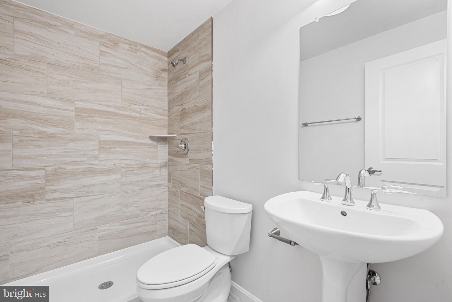465 Skylar Lane Way Property Photo 23