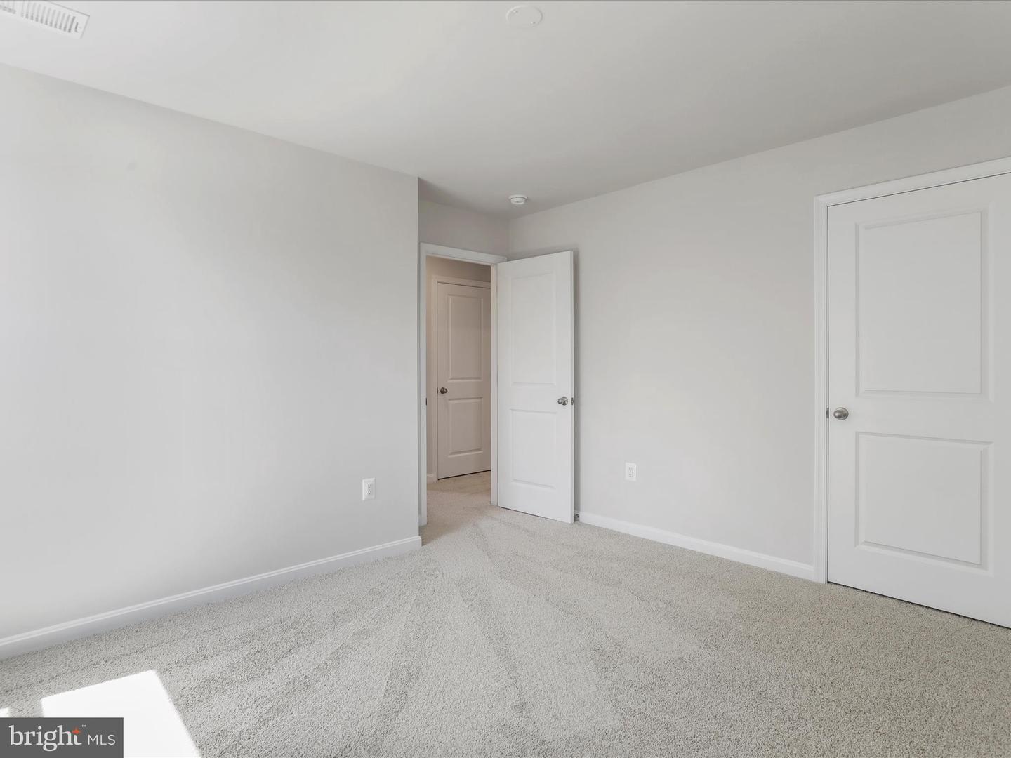 132 Curtain Fall Dr Property Photo 10