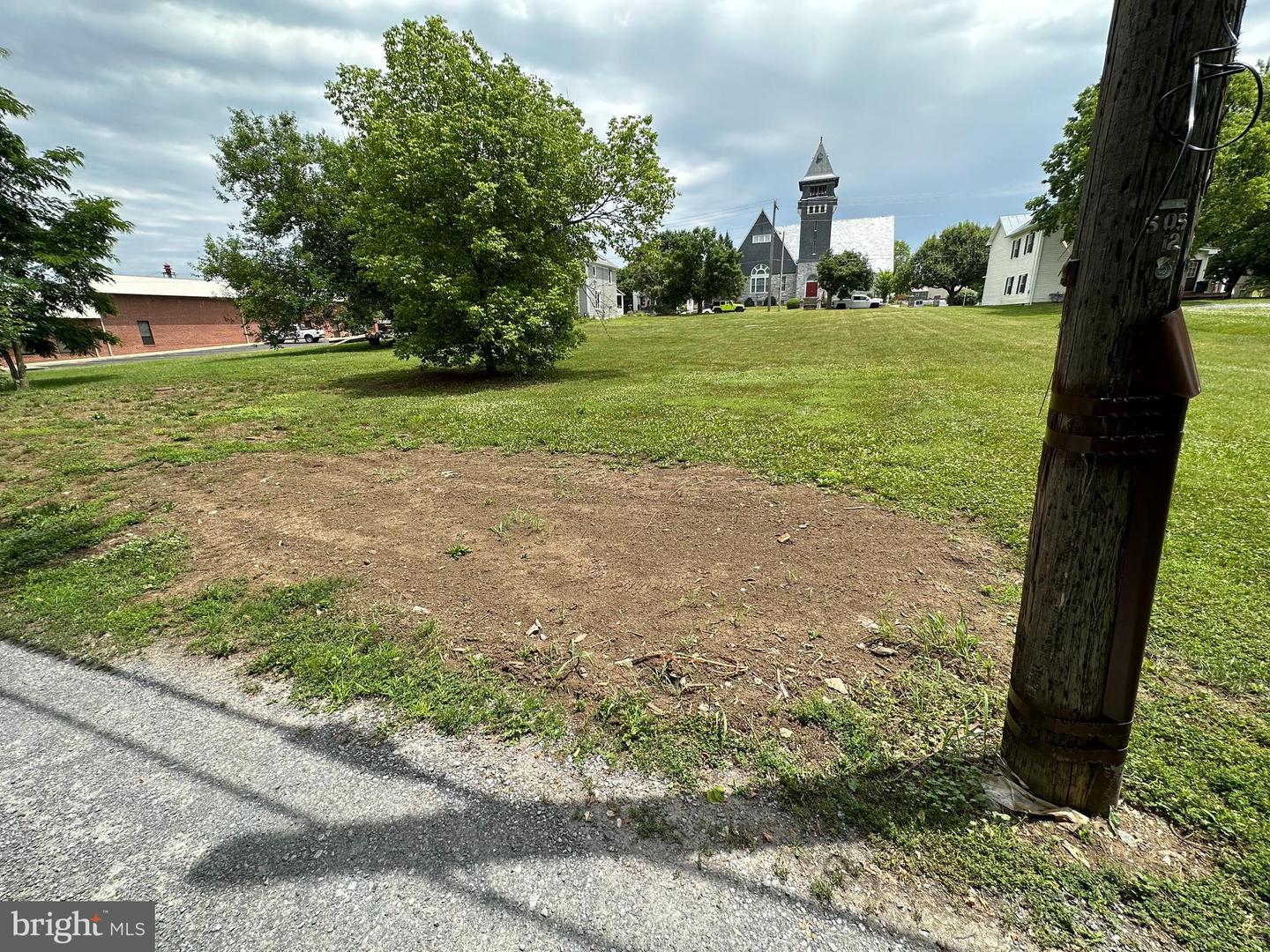 7881 Main St Property Photo 5