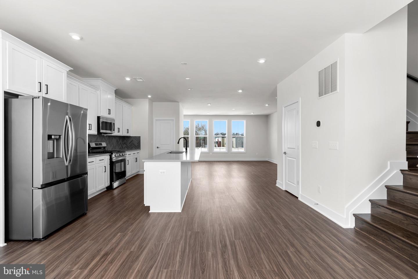 119 Galaxy Pl Property Photo
