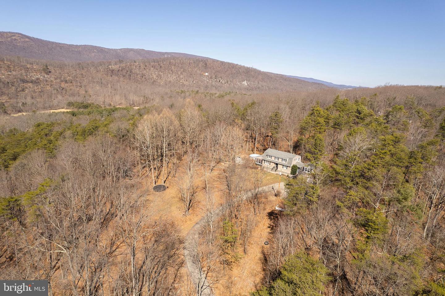 260 Blue Jay Dr Property Photo