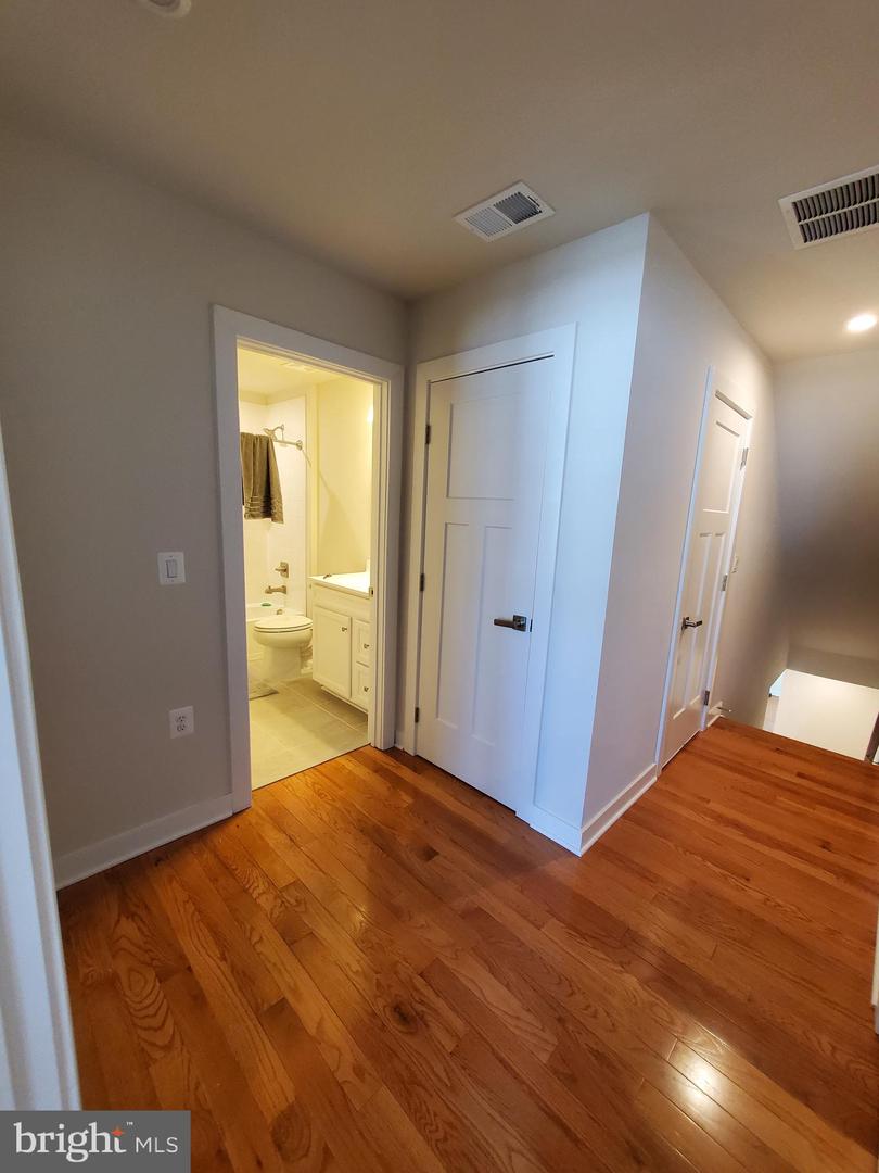 126 Maury Way Property Photo 9