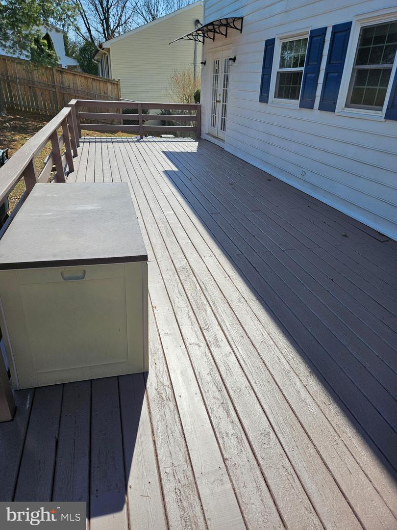 103 Fenwick Court Property Photo 39