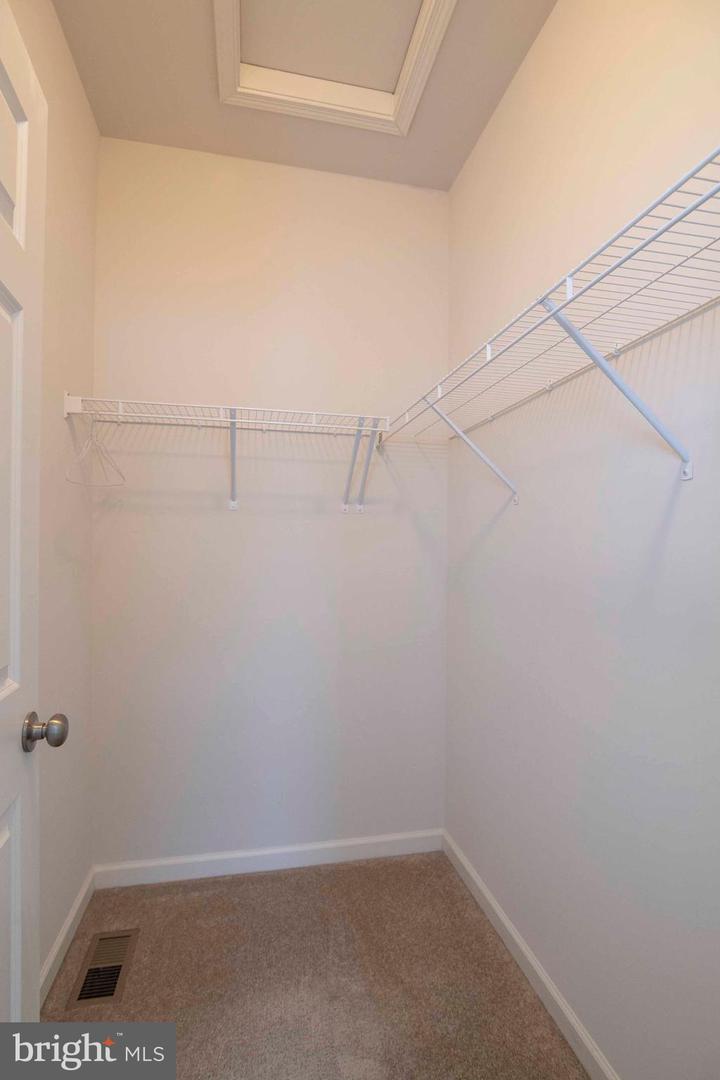 210 Parkland Dr Property Photo 68