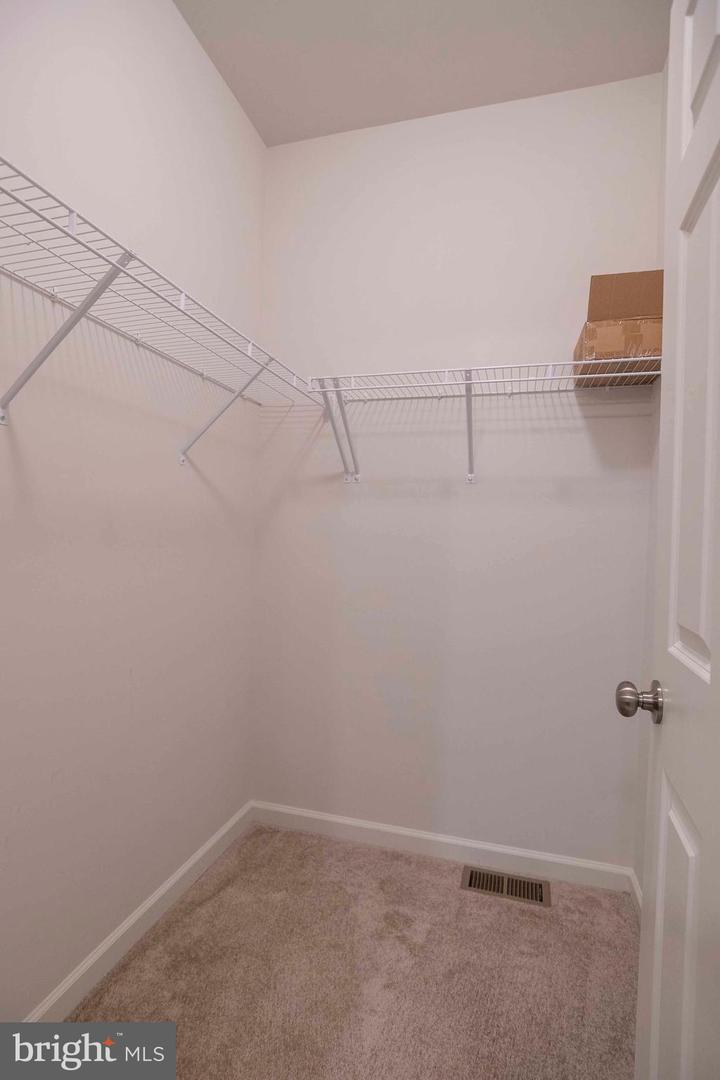 210 Parkland Dr Property Photo 73