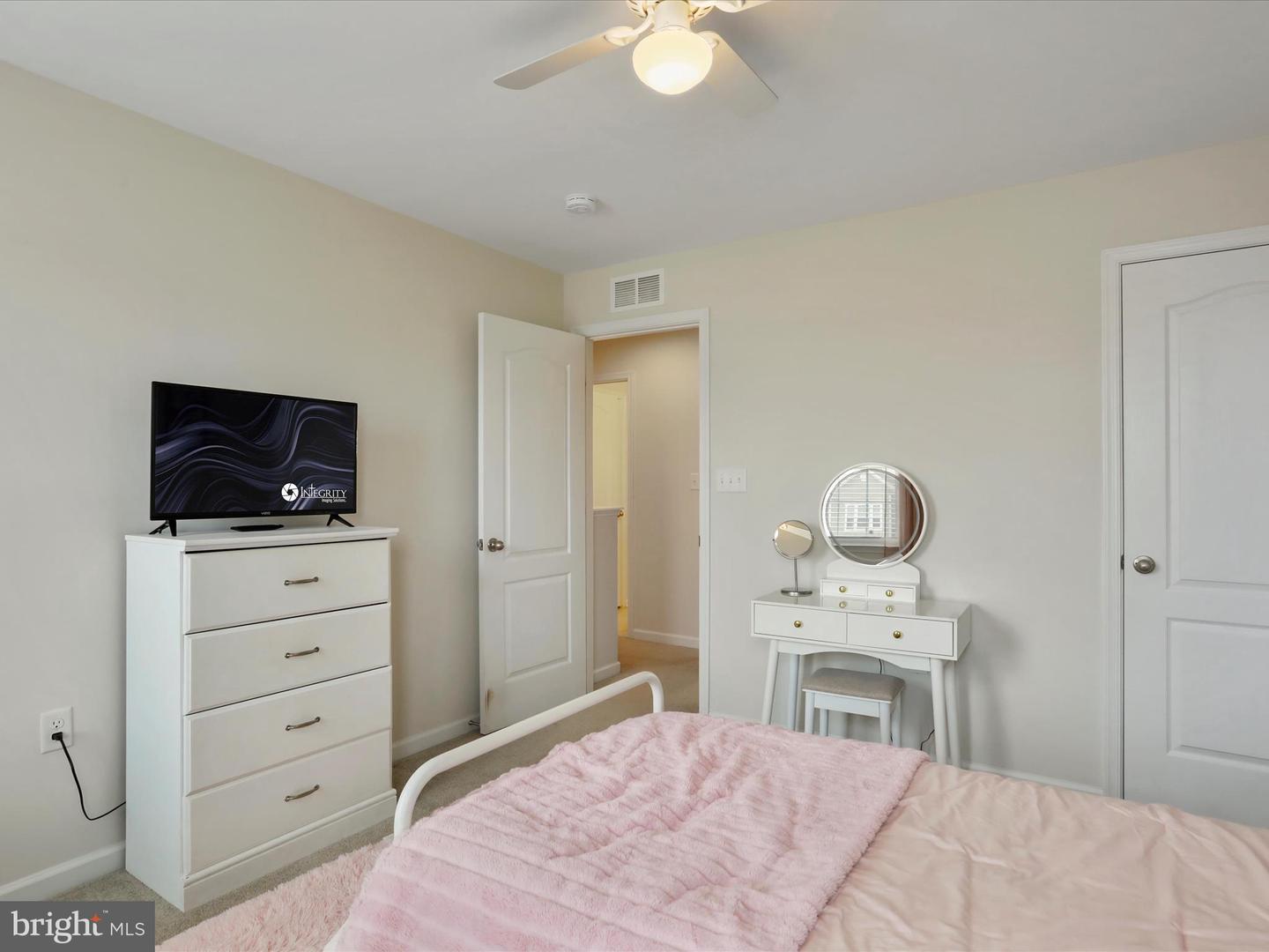208 Bridgewater Dr Property Photo 31
