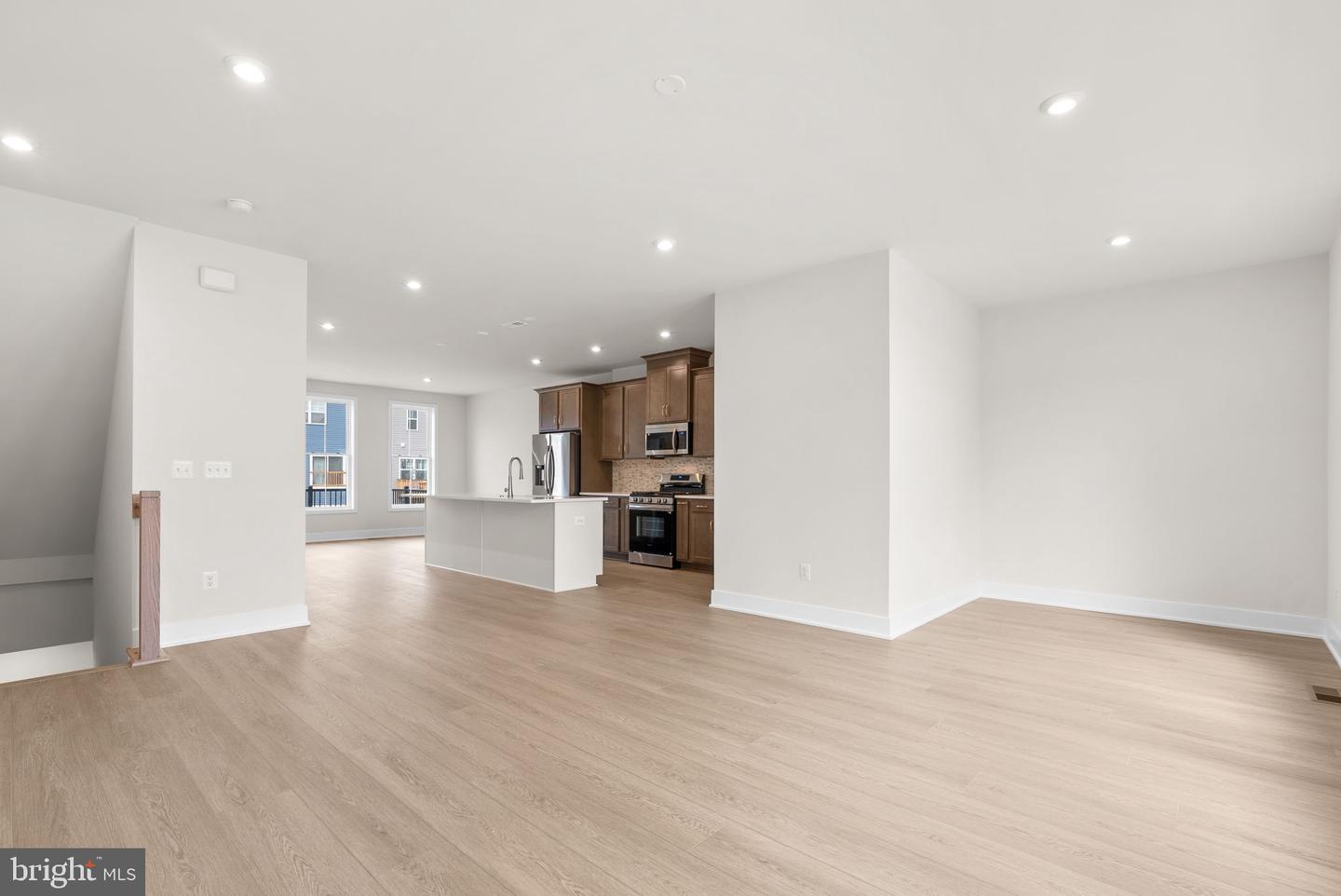 102 Galaxy Pl Property Photo 13