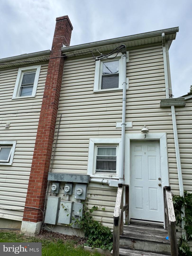 386 Round Hill Road Property Photo 18