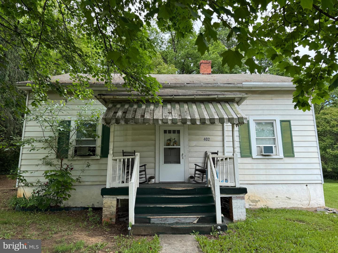 386 Round Hill Road Property Photo 23