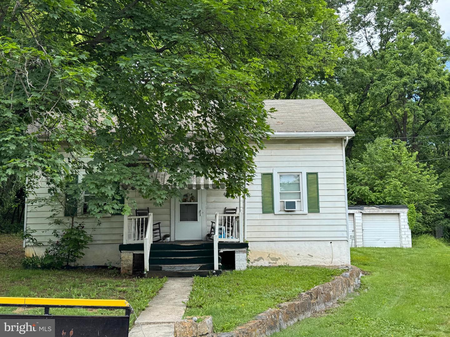386 Round Hill Road Property Photo 24