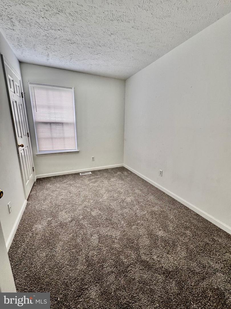 403 Chatham Sq Property Photo 10