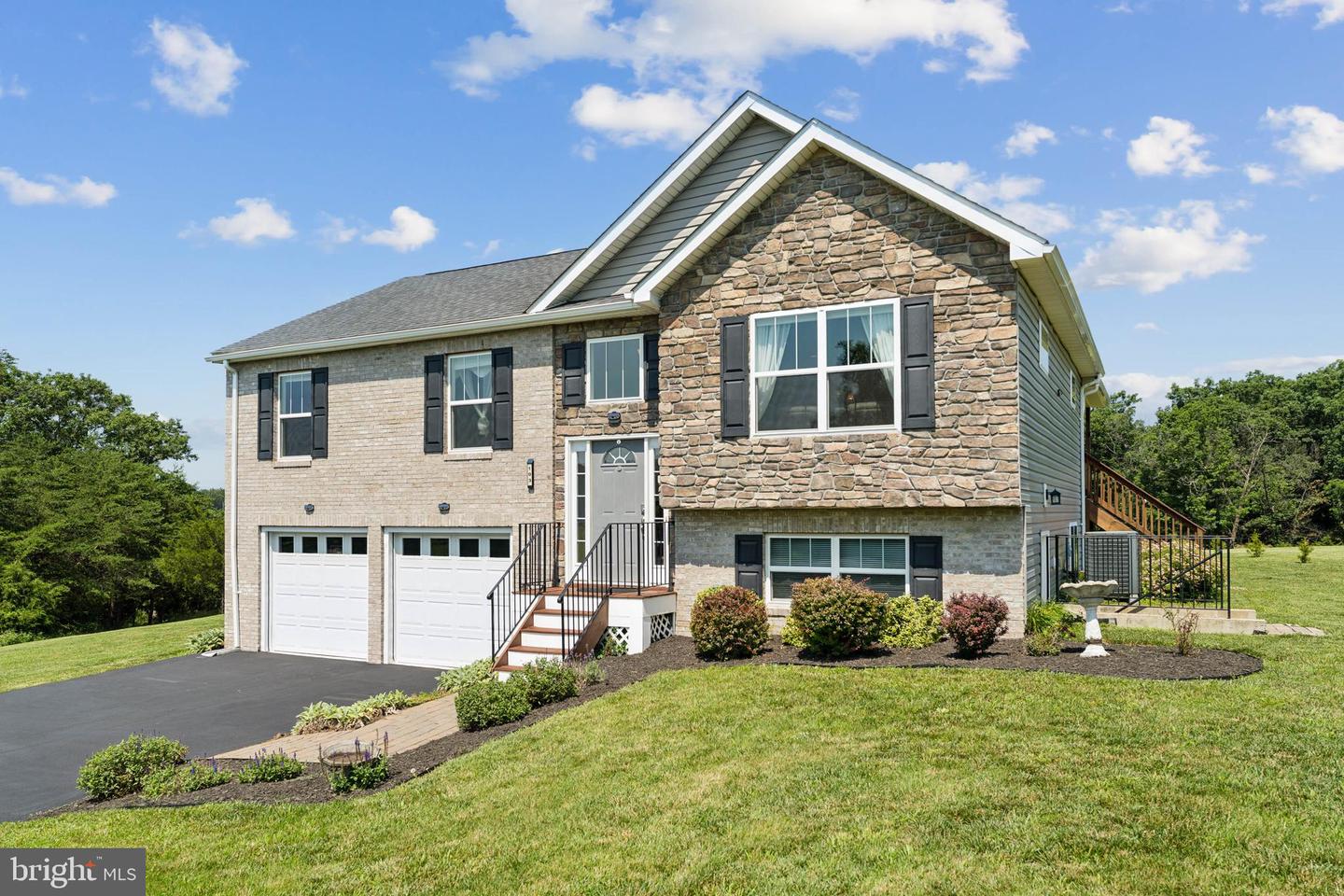103 SANTA MARIA DR