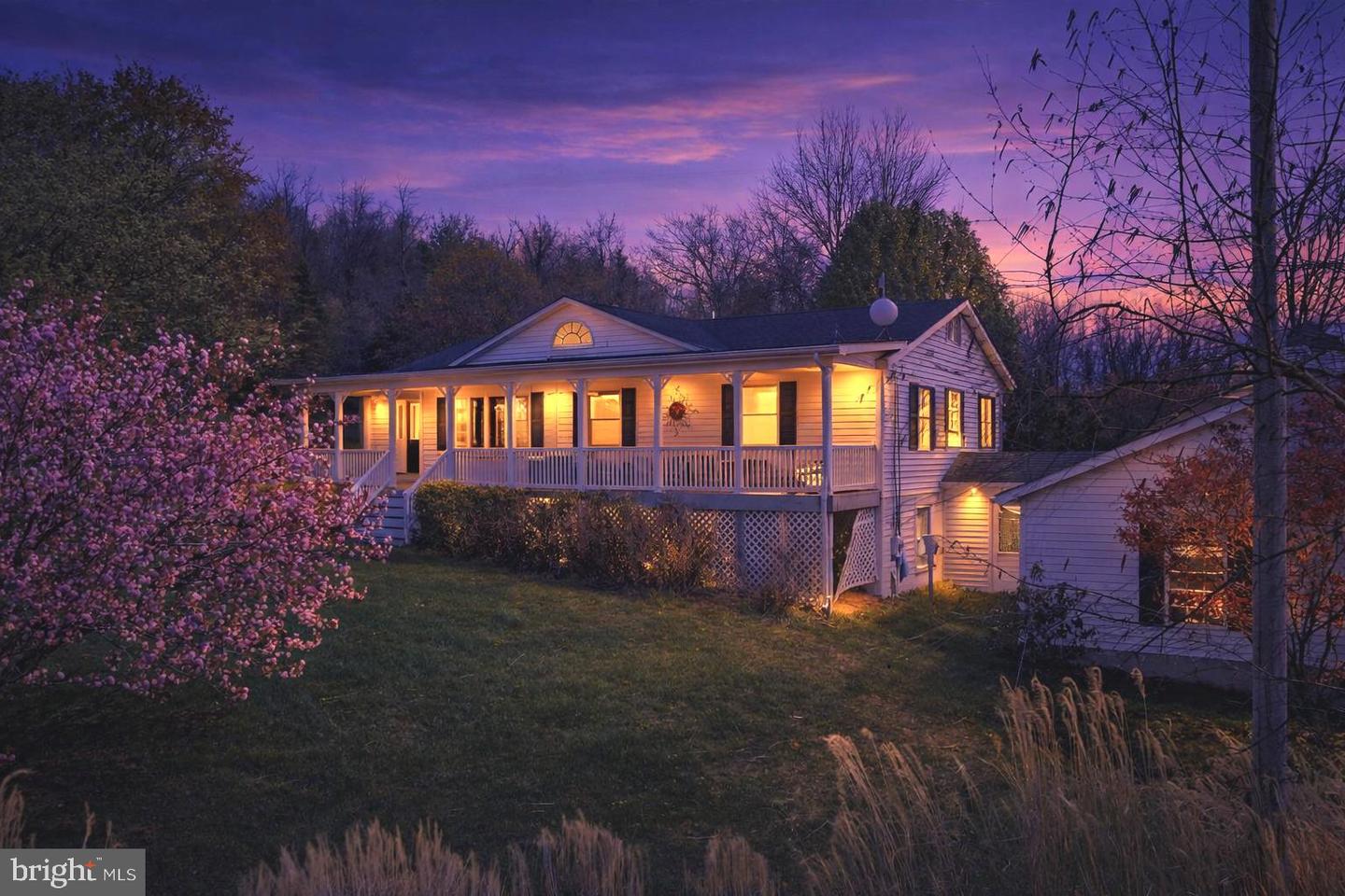 1049 LAUREL GROVE RD