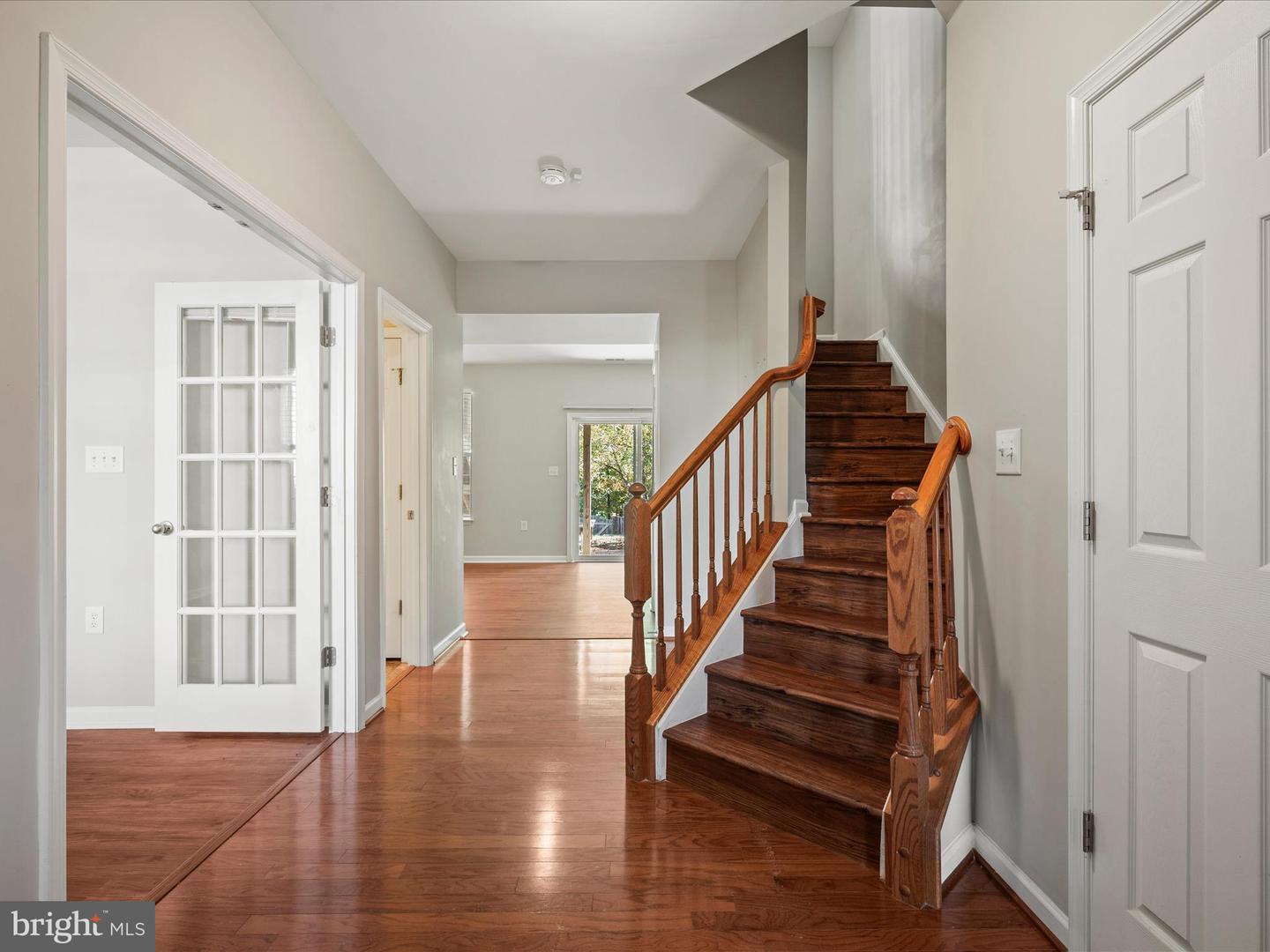 125 Cheshire Ct Property Photo 6