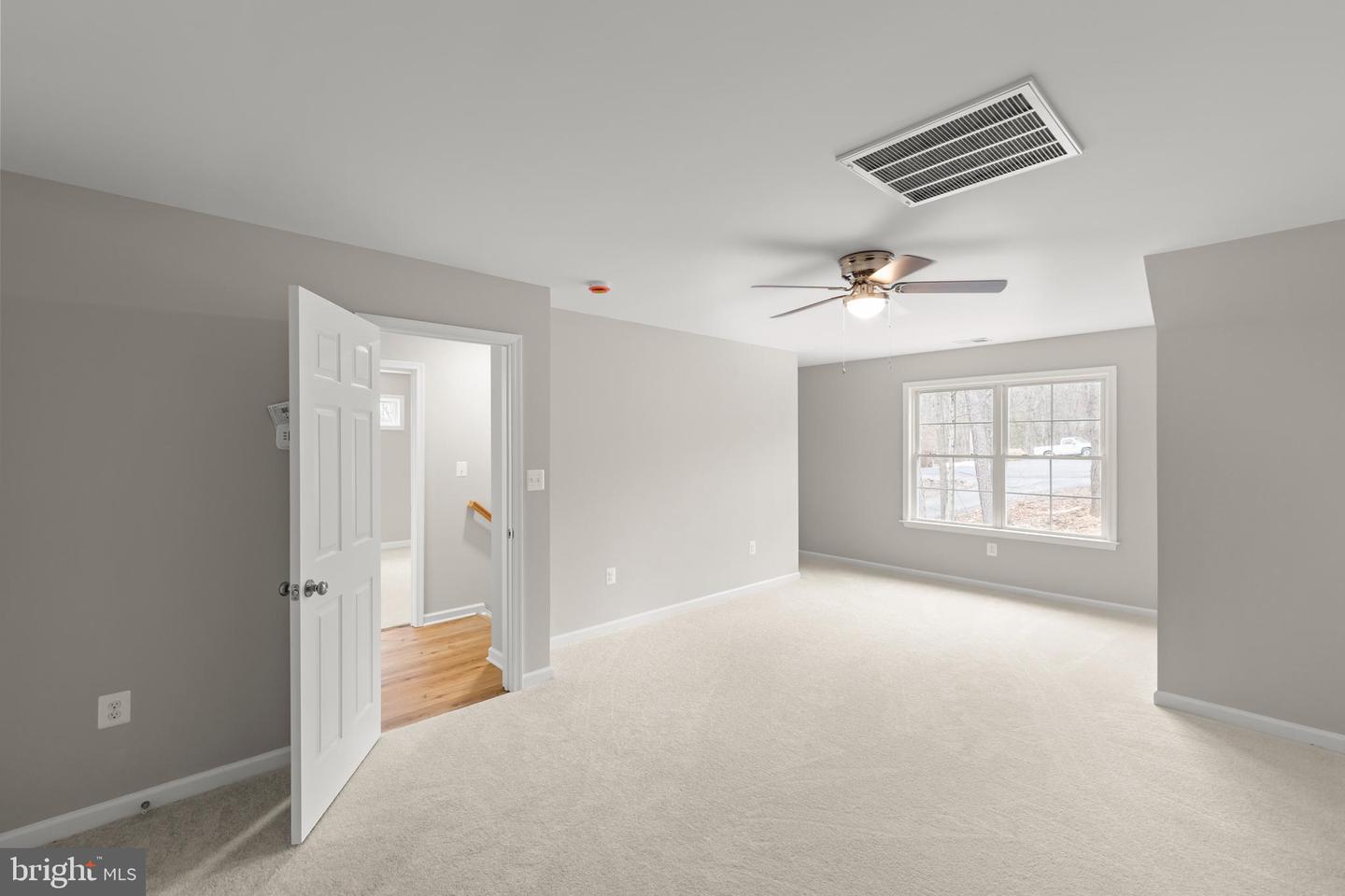 109 Sycamore Pl Property Photo 24