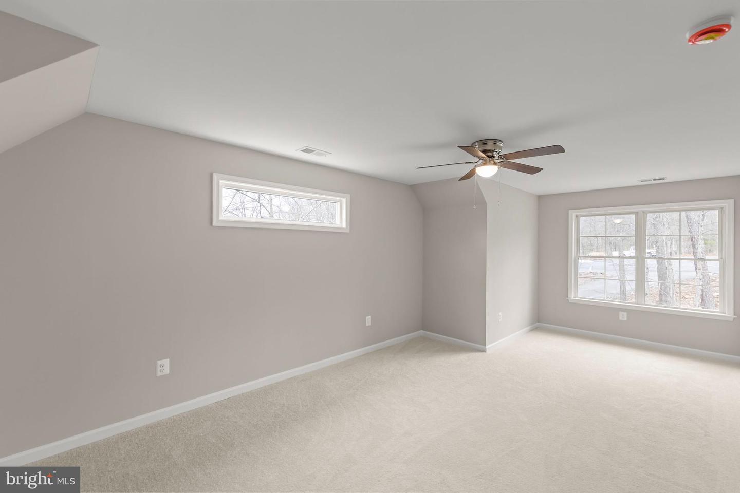 109 Sycamore Pl Property Photo 26