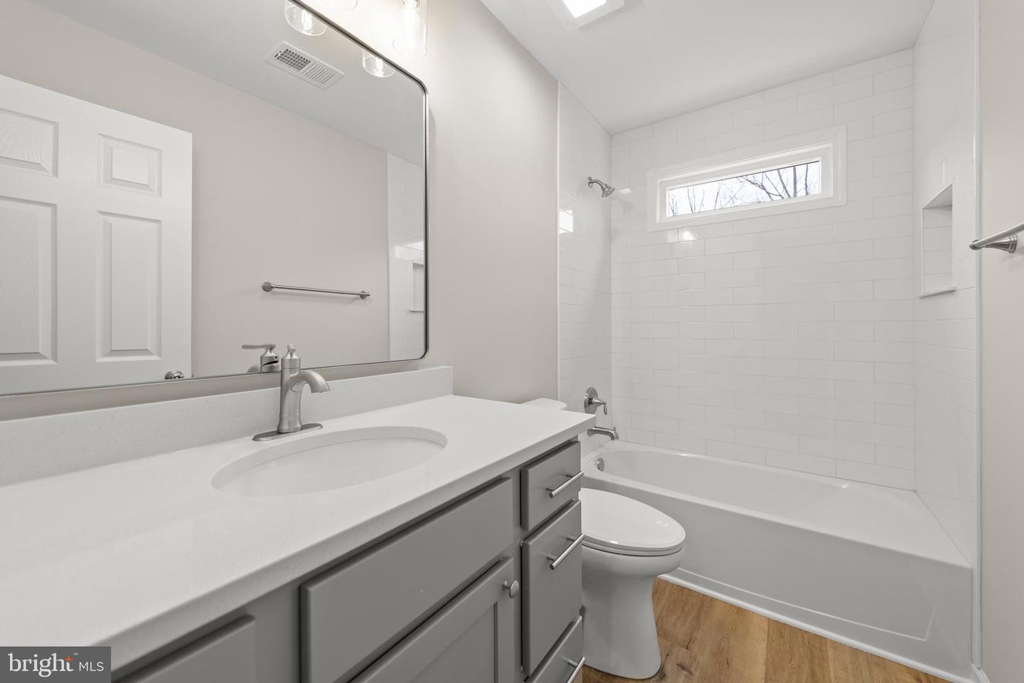 109 Sycamore Pl Property Photo 29