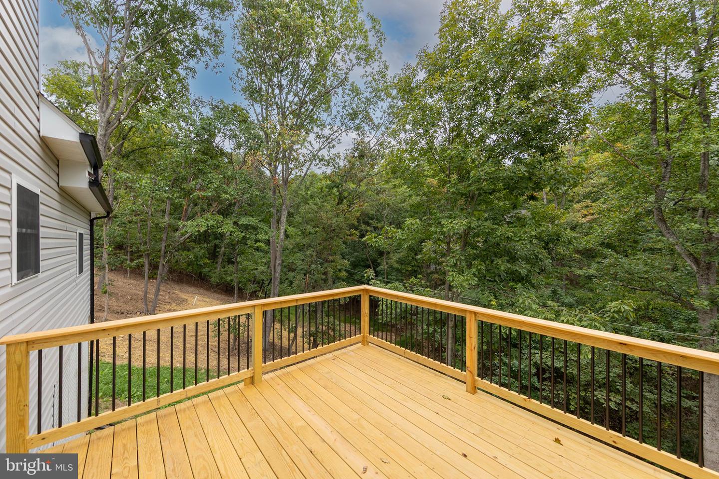 109 Sycamore Pl Property Photo 30