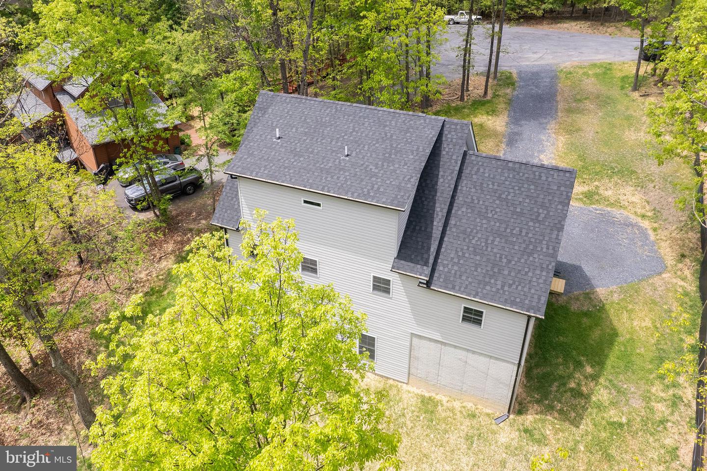 109 Sycamore Pl Property Photo 32