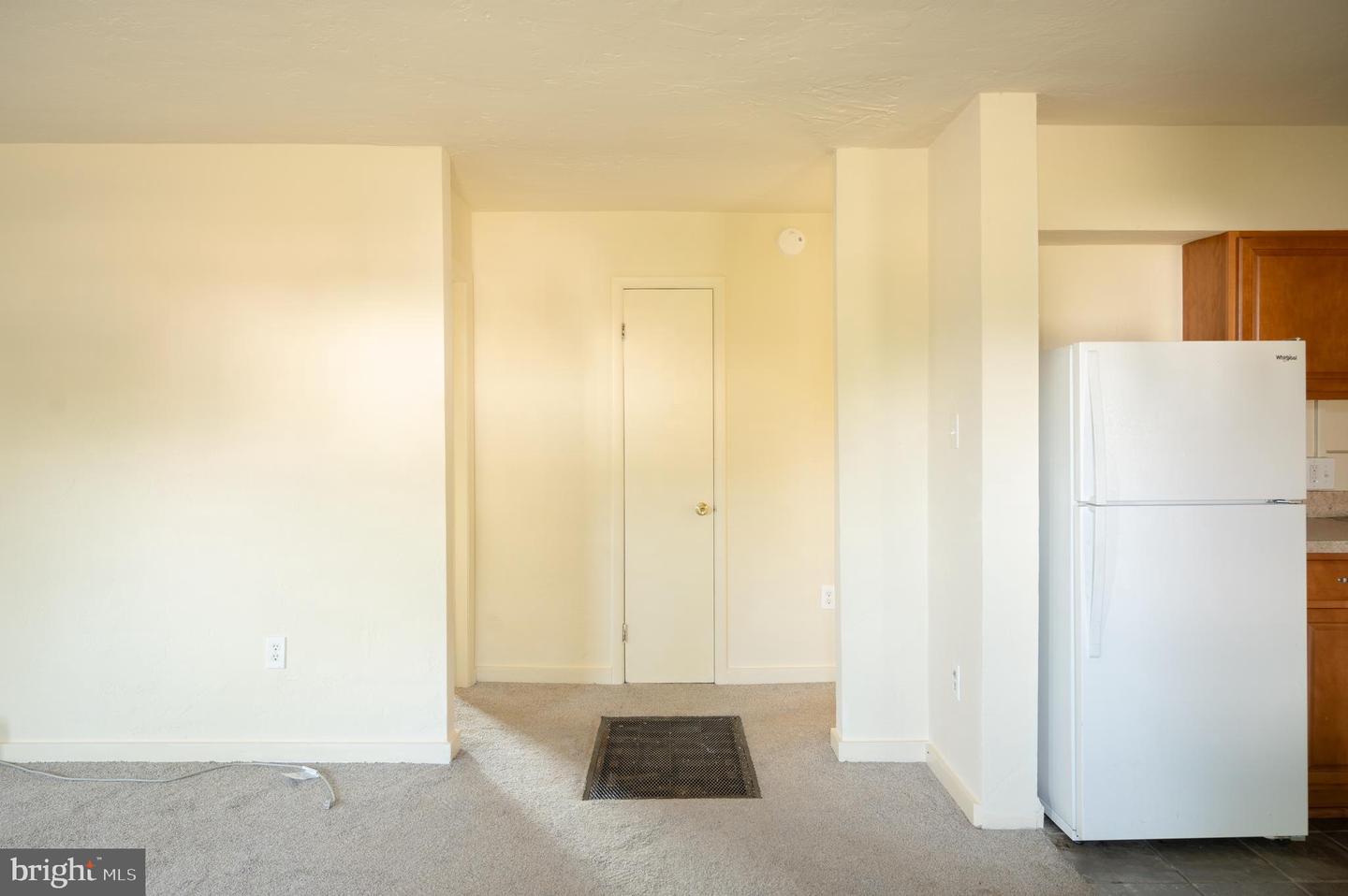 108 Martin Dr Property Photo 16