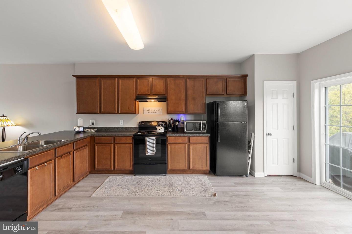241 Patchwork Dr Property Photo 17