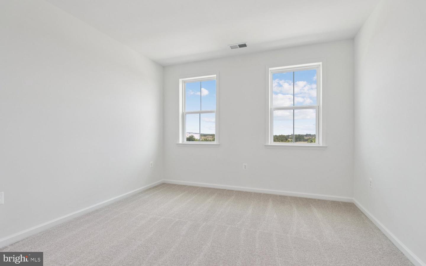 103 Castaway Pl Property Photo 19