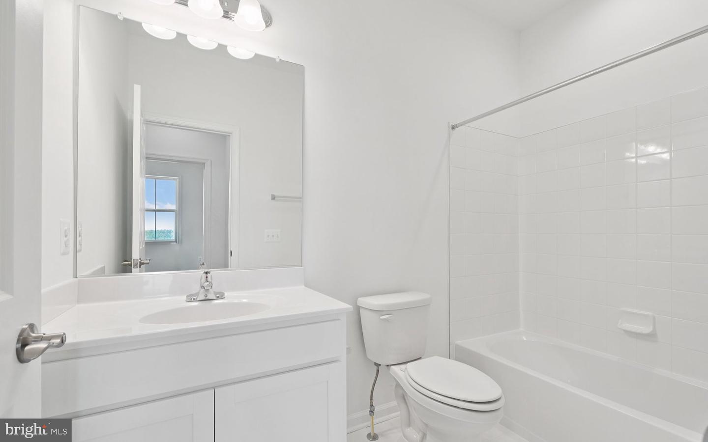 103 Castaway Pl Property Photo 21