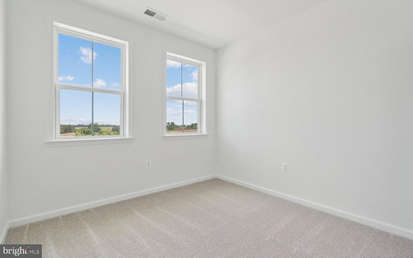 103 Castaway Pl Property Photo 22