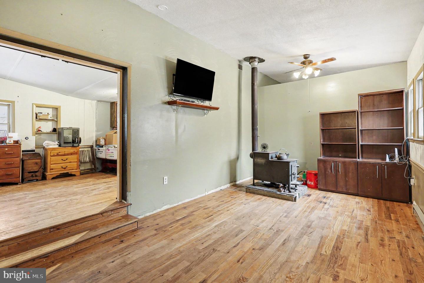 5990 Northwestern Pike Property Photo 10