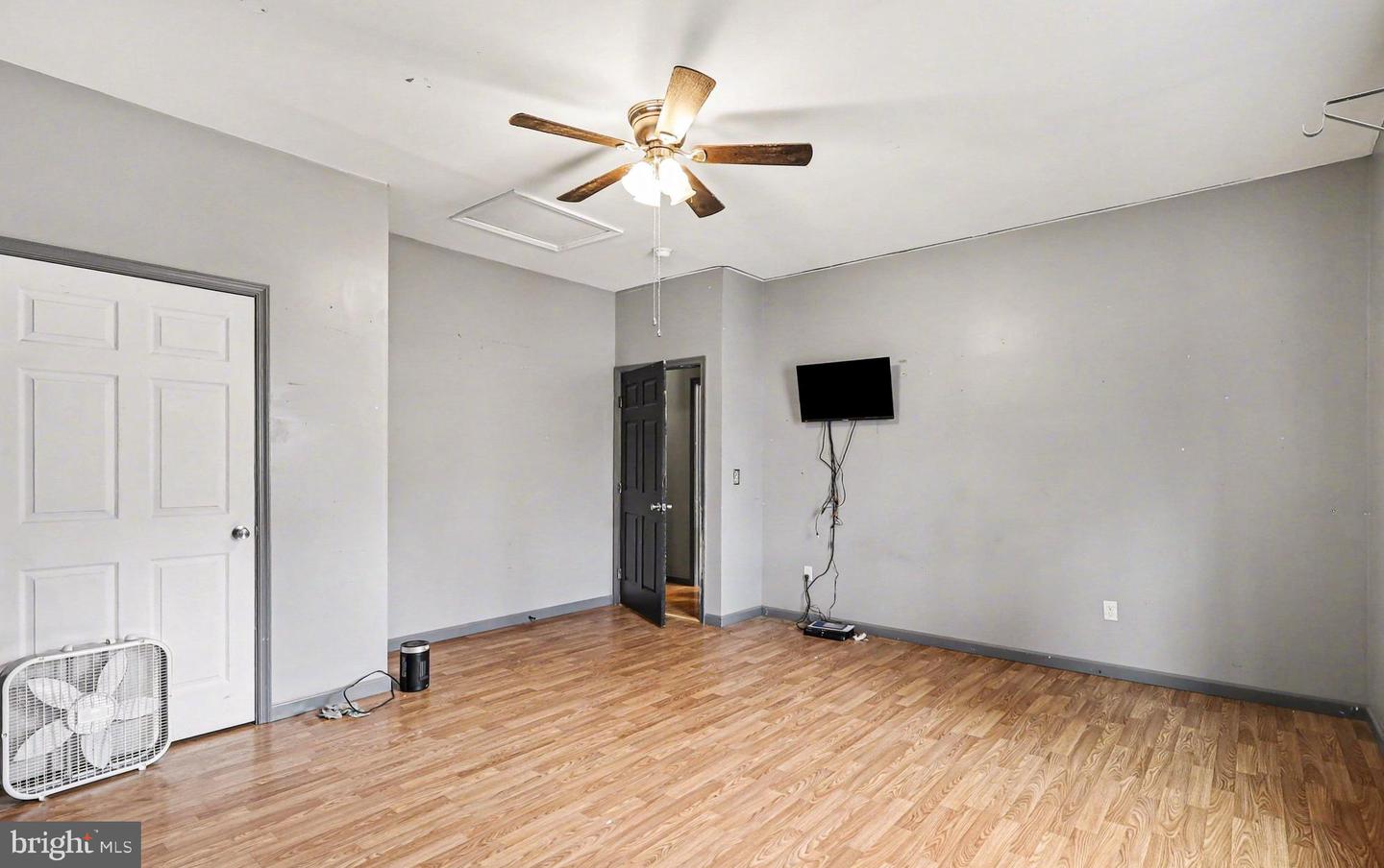 5990 Northwestern Pike Property Photo 12