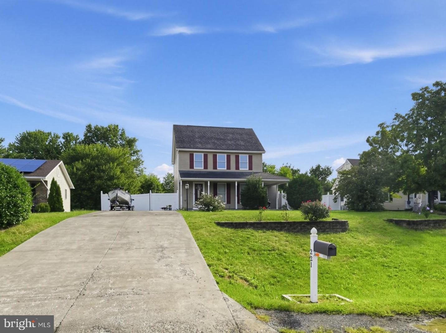 221 Killdeer Rd Property Photo 3