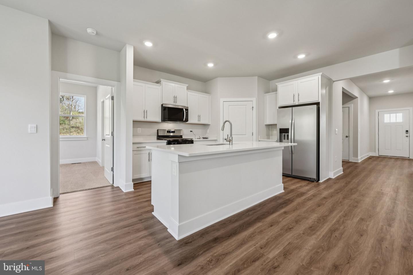 227 Hydrangea Way Property Photo 10
