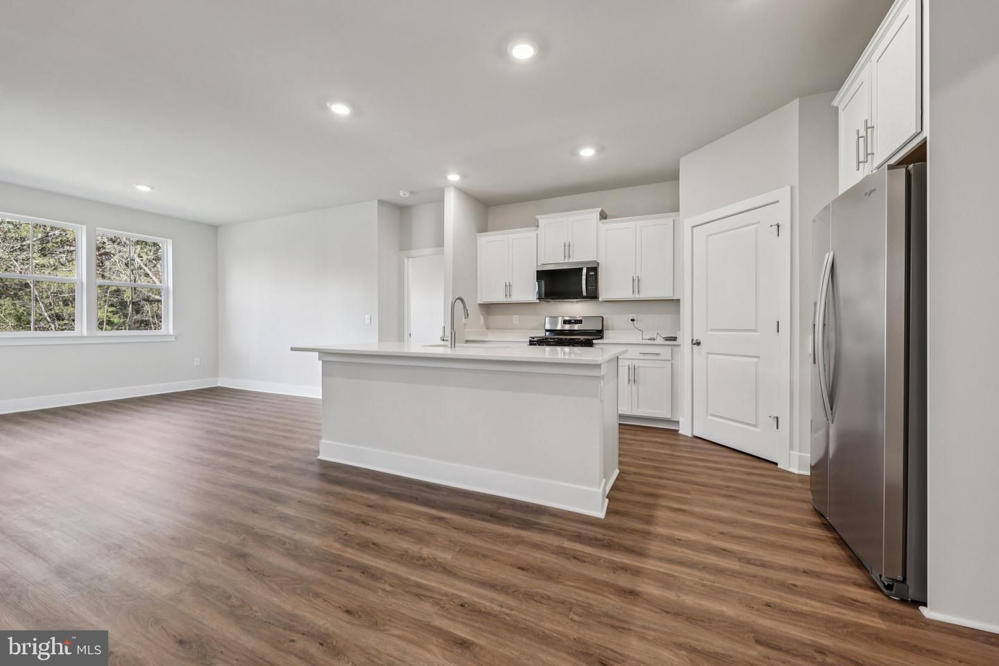 227 Hydrangea Way Property Photo 12