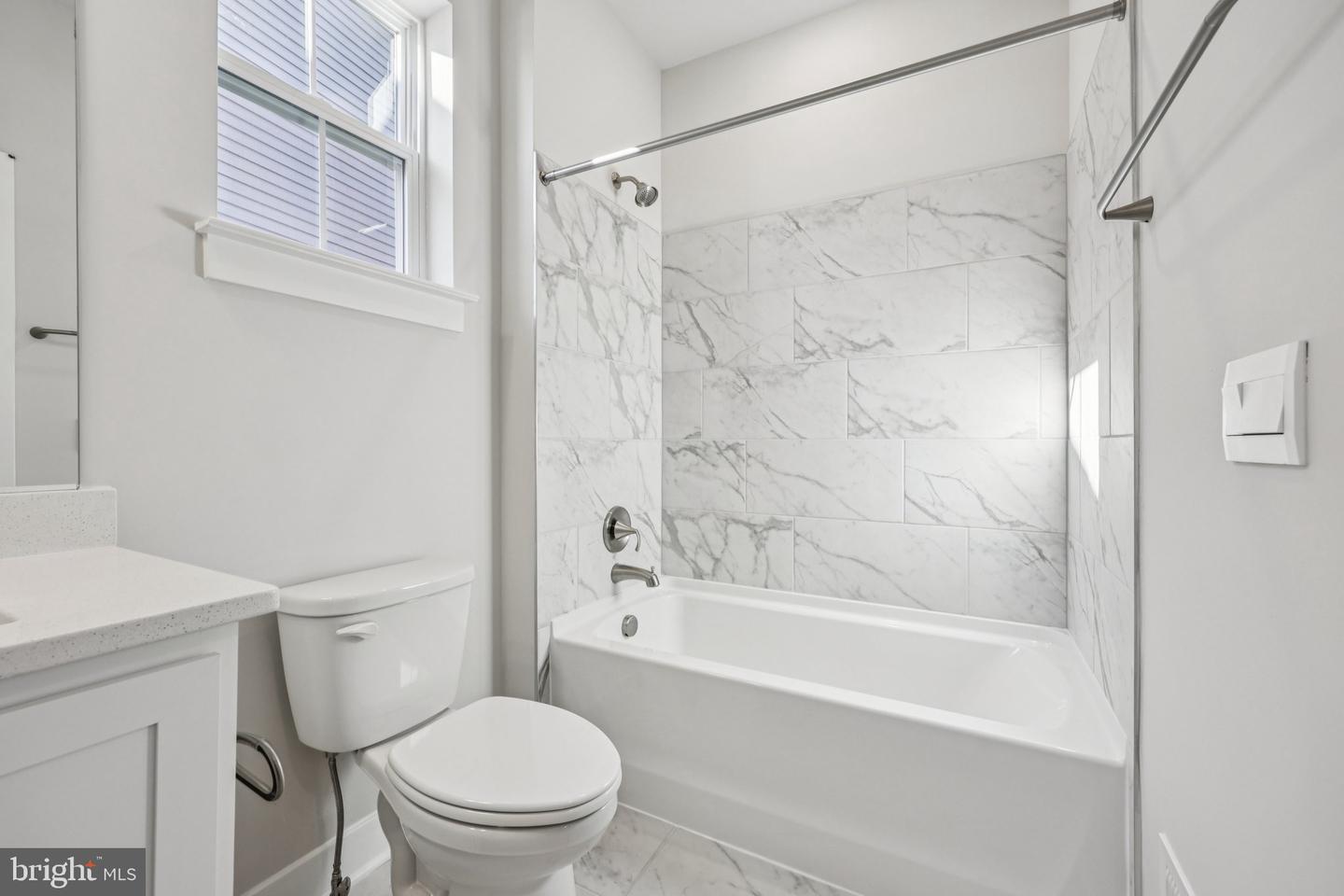 227 Hydrangea Way Property Photo 20