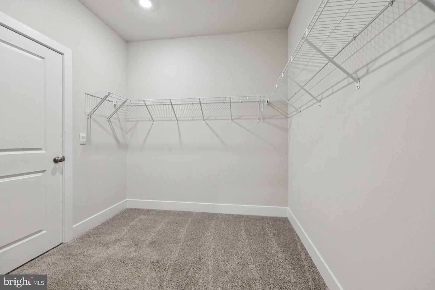 227 Hydrangea Way Property Photo 30