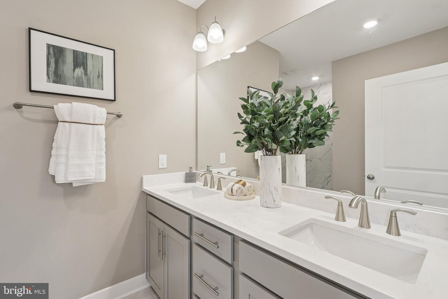 111 Hydrangea Way Property Photo 41