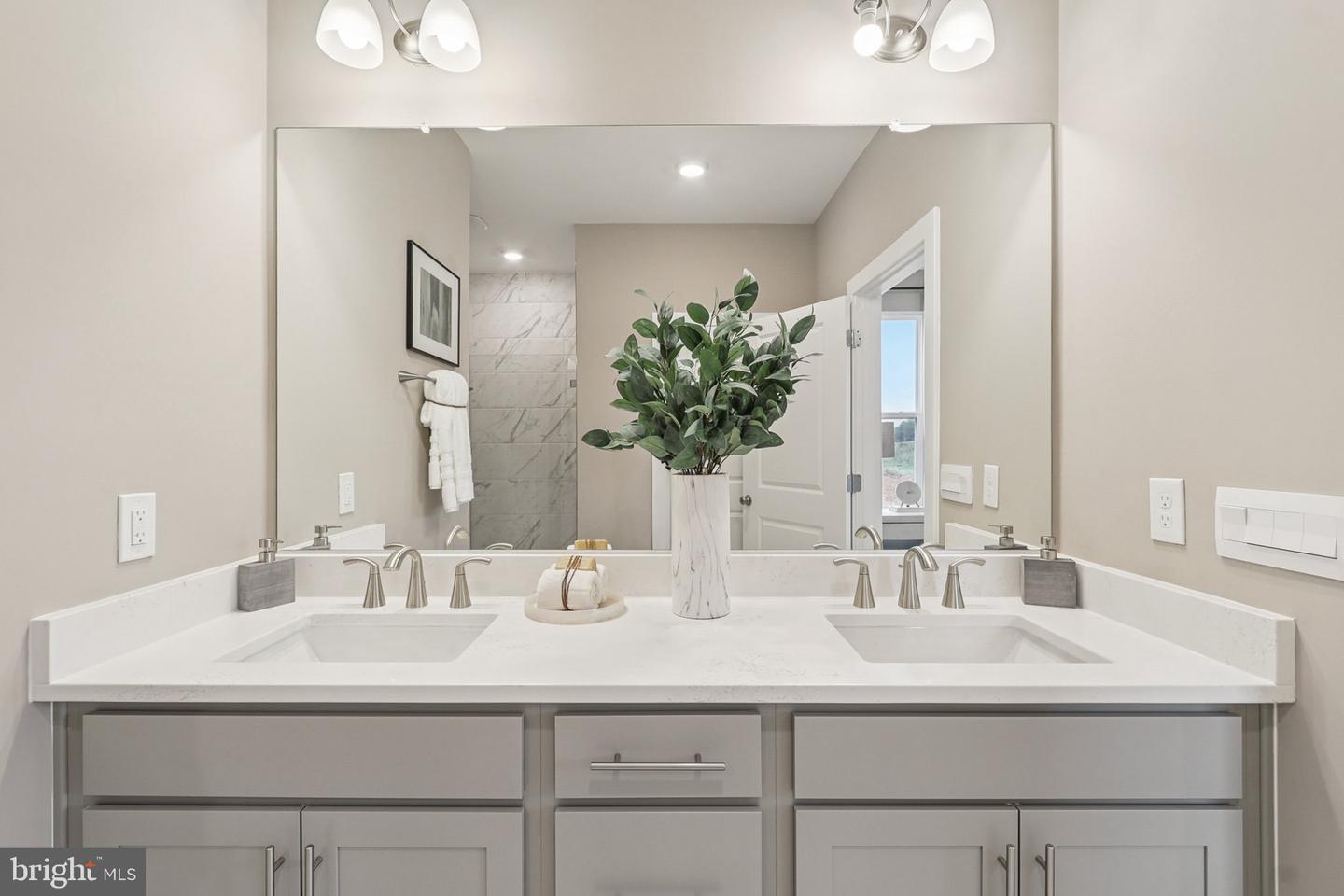 111 Hydrangea Way Property Photo 42