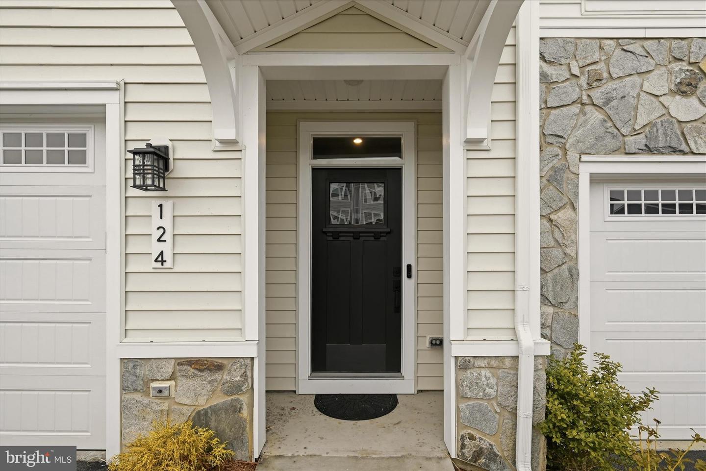 124 Checkerspot Way Property Photo 2