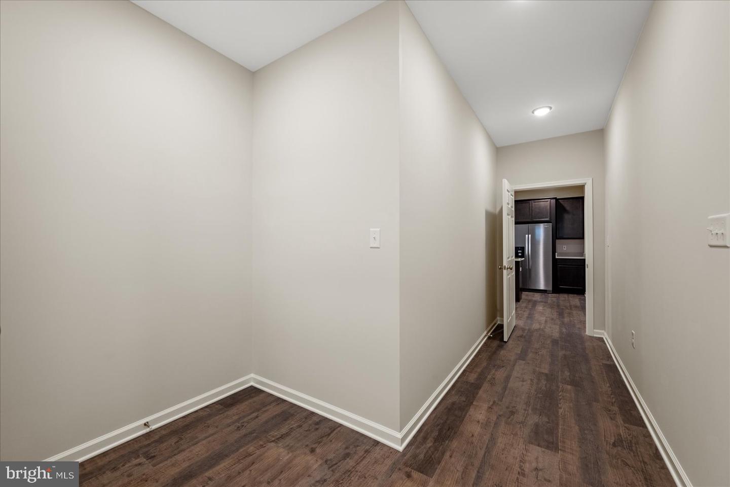 253 Rossmann Blvd Property Photo 22