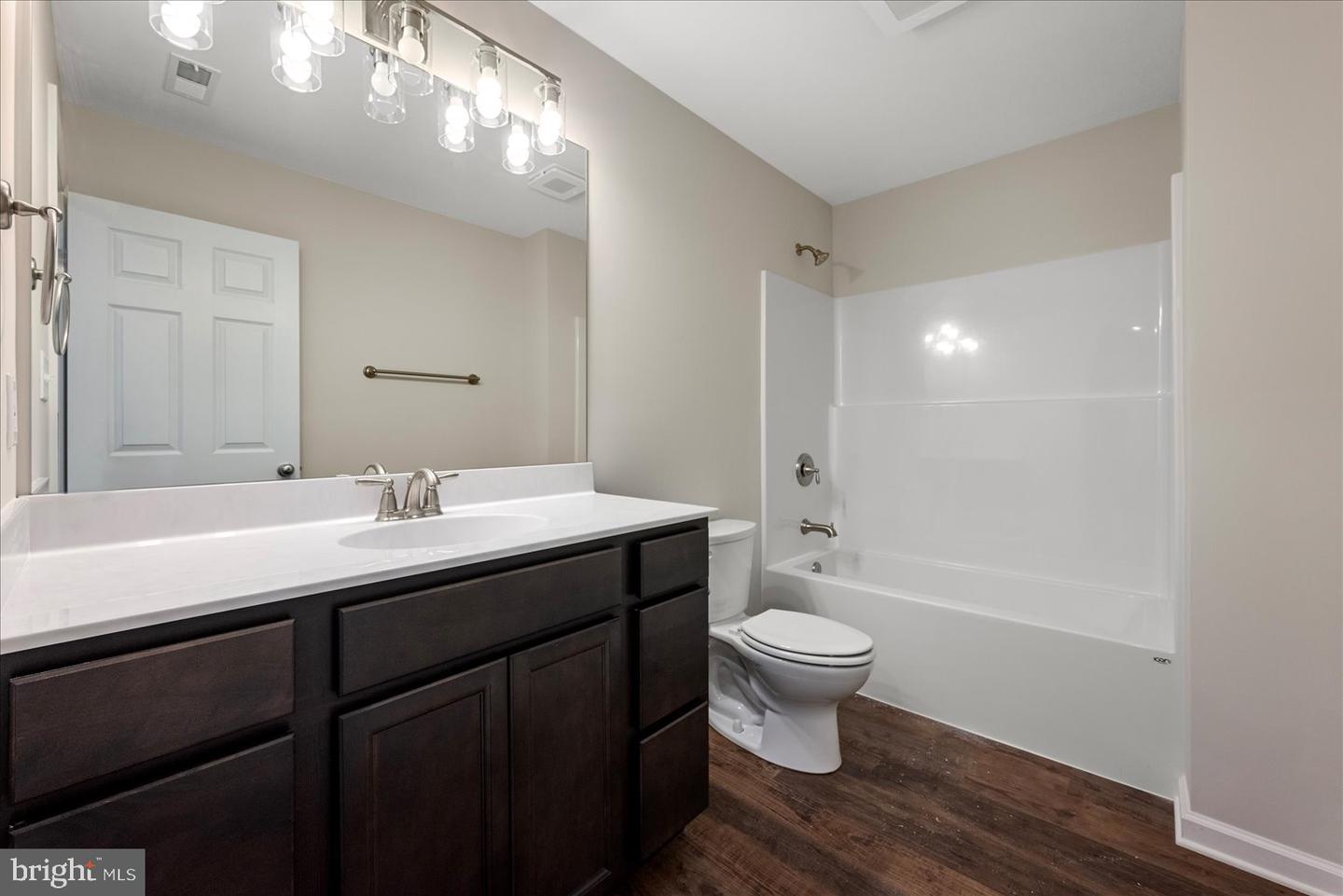 253 Rossmann Blvd Property Photo 35