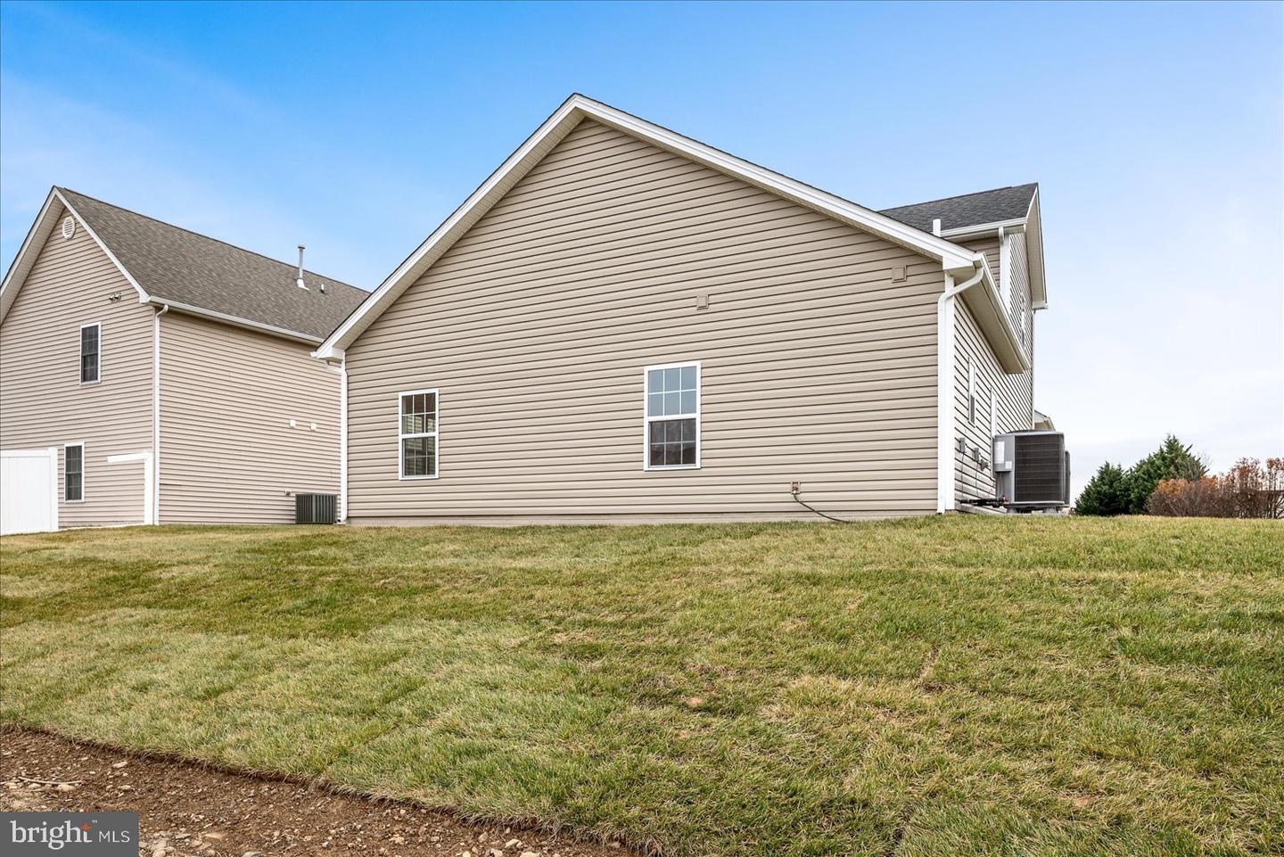 253 Rossmann Blvd Property Photo 44