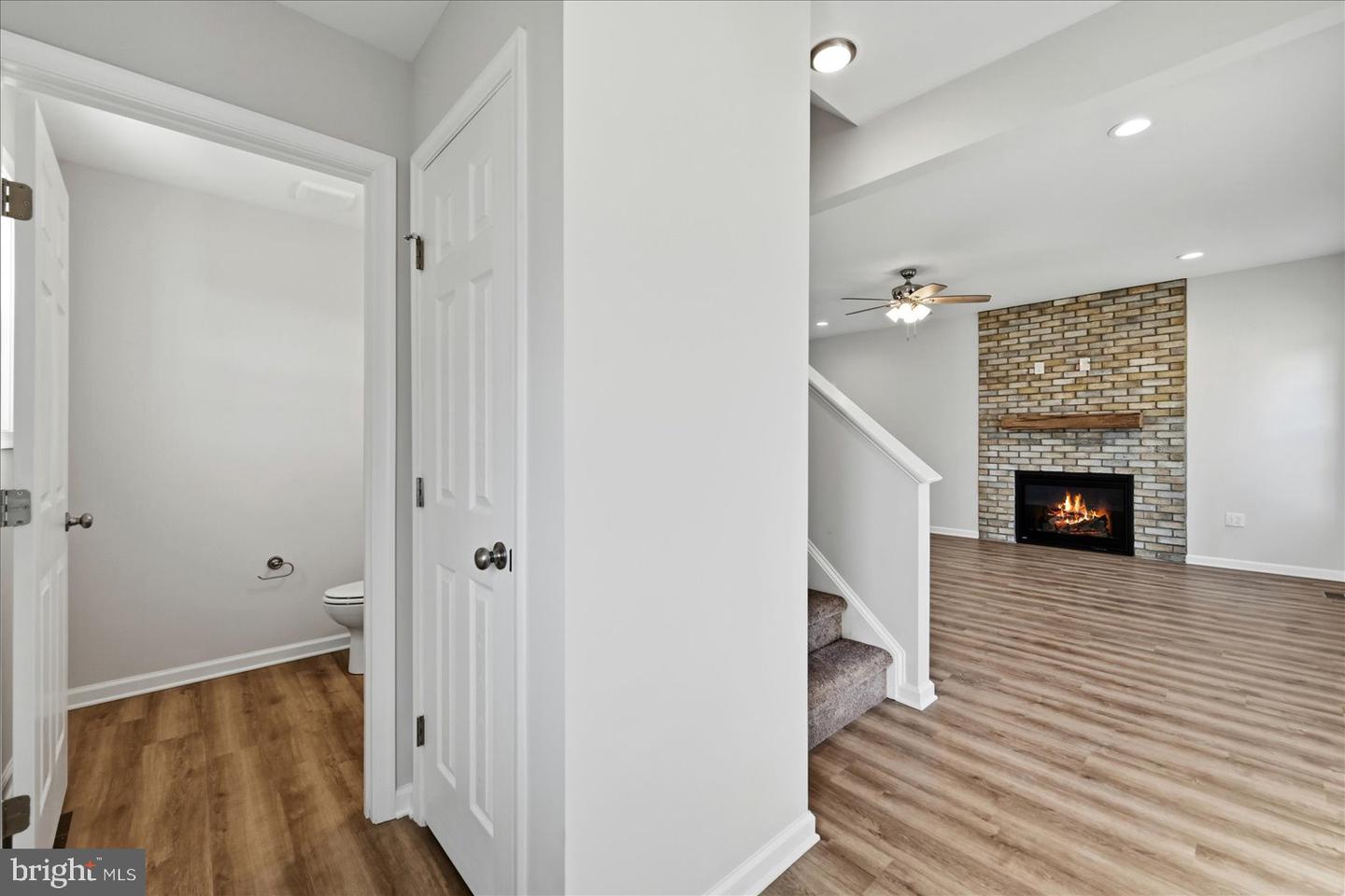 251 Rossmann Blvd Property Photo 17