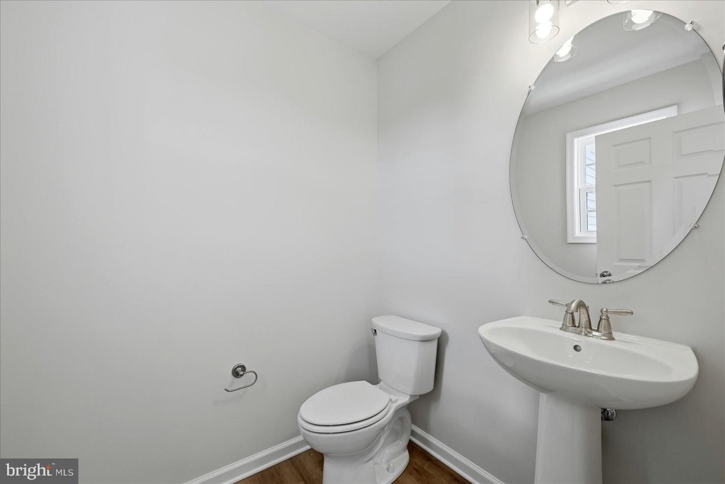 251 Rossmann Blvd Property Photo 18