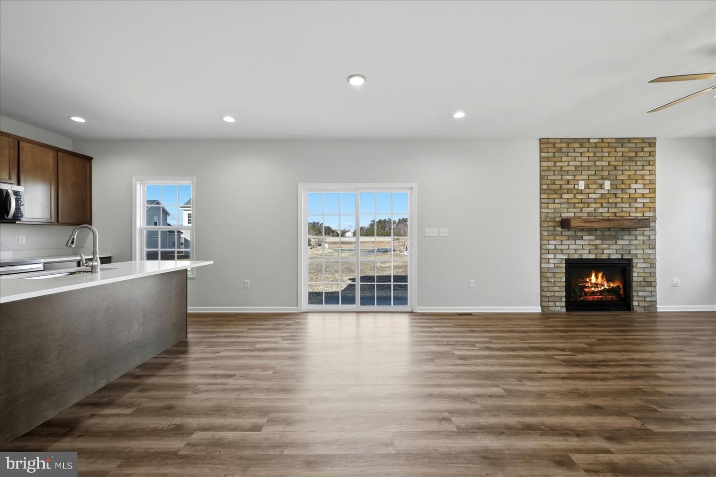 251 Rossmann Blvd Property Photo 24
