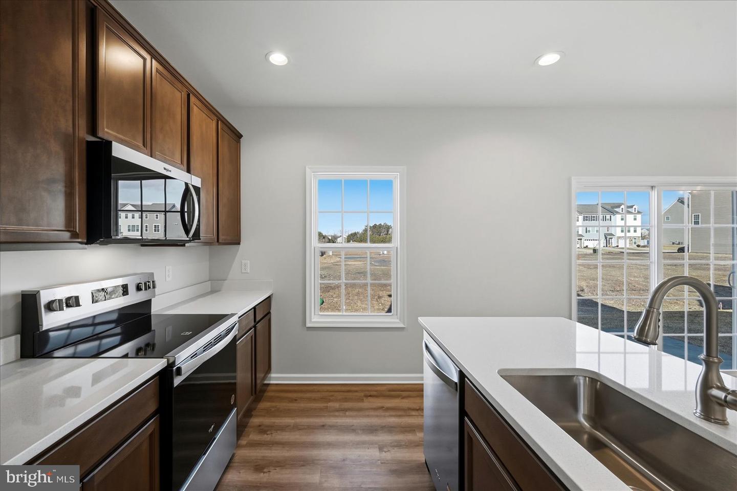 251 Rossmann Blvd Property Photo 26