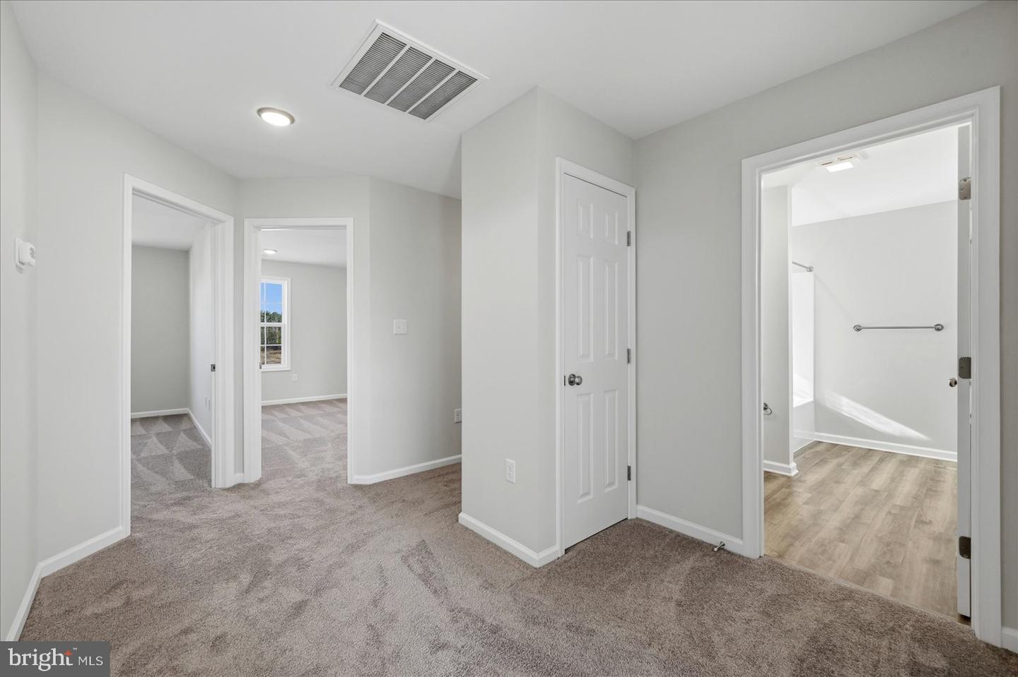 251 Rossmann Blvd Property Photo 33